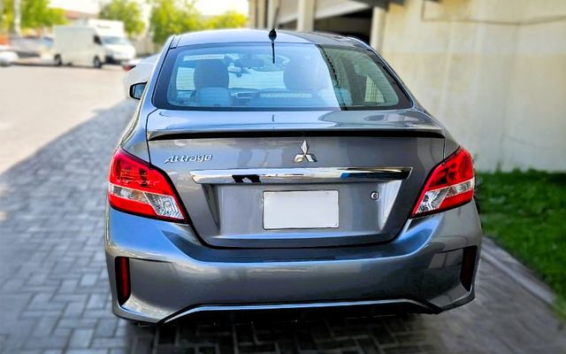Mitsubishi Attrage GLX 1.2L Premium - image 3