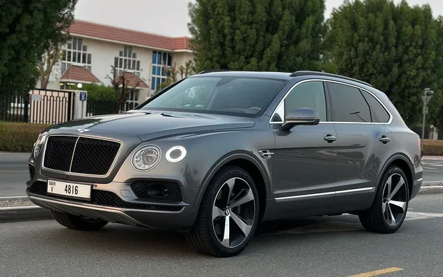 BENTLEY BENTAYGA - image 1