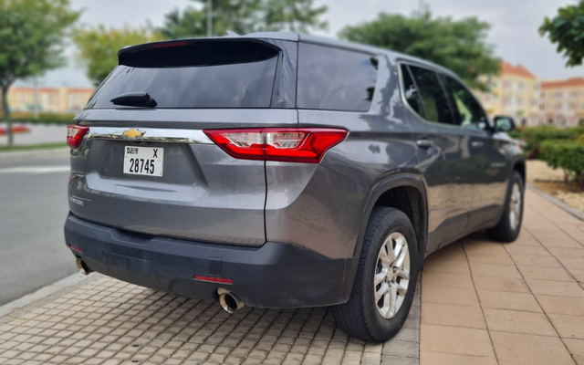 CHEVROLET TRAVERSE - image 4