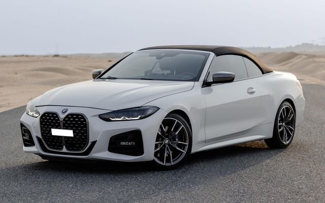 BMW 440 - image 1