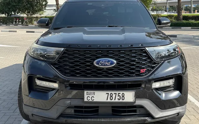 Ford Explorer - image 3