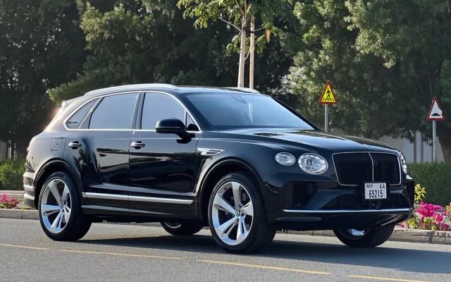 BENTLEY BENTAYGA - image 4