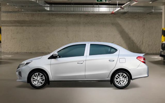 Mitsubishi Attrage GLX 1.2L - image 2