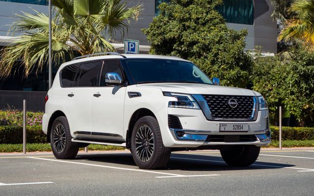 Nissan Patrol - image 1