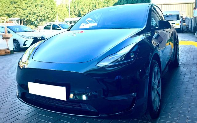 TESLA MODEL Y 2022 - image 1