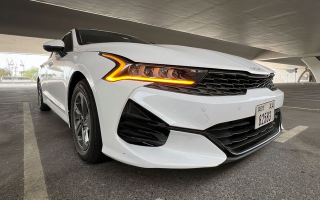 Kia K5 - image 4