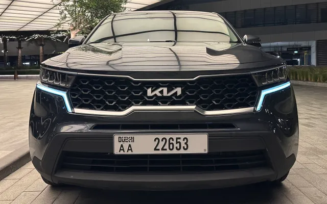 KIA Sorento - image 1