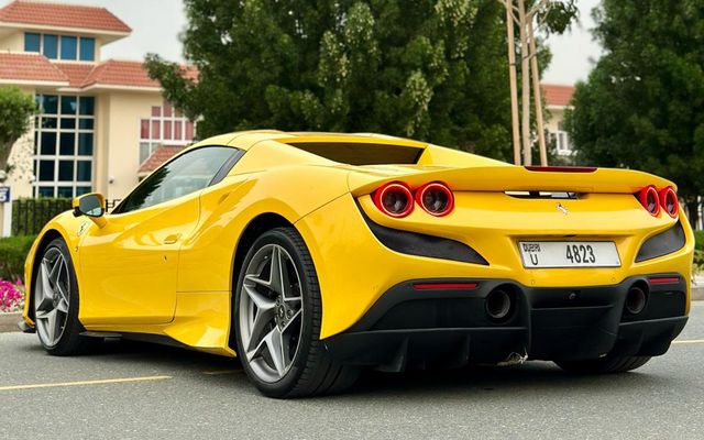 Ferrari F8 Convertible – Picture 4