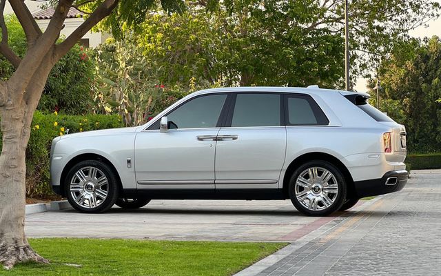 ROLLS ROYCE CULLINAN - image 2