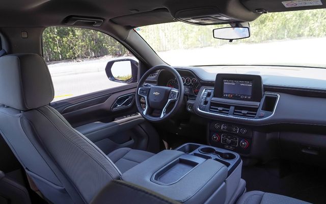 Chevrolet Tahoe - image 3