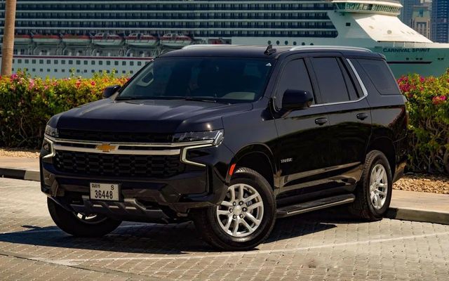 Chevrolet Tahoe - image 1