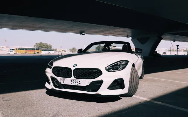 BMW Z4 - image 3