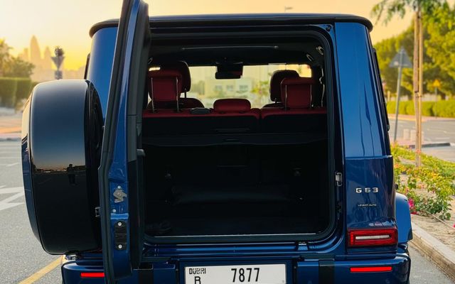 MERCEDES G63 - image 4