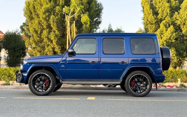 MERCEDES G63 - image 2