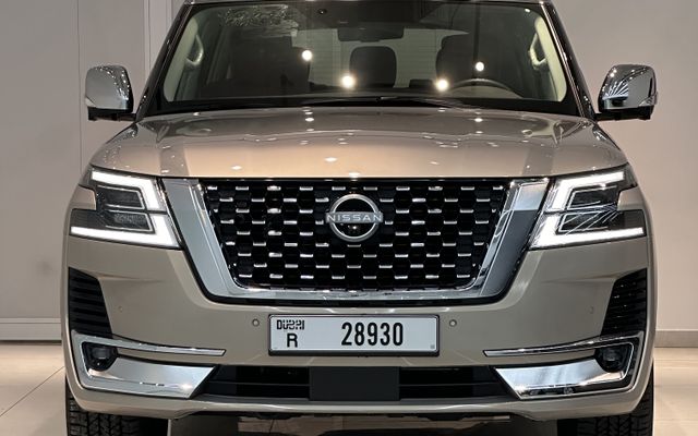 Nissan patrol V8 - image 2