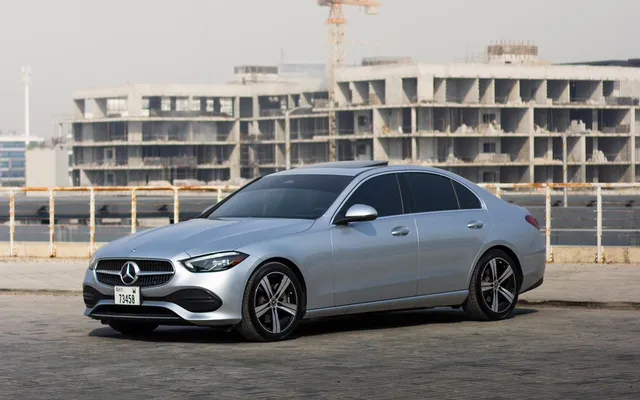 Mercedes C300 - image 1