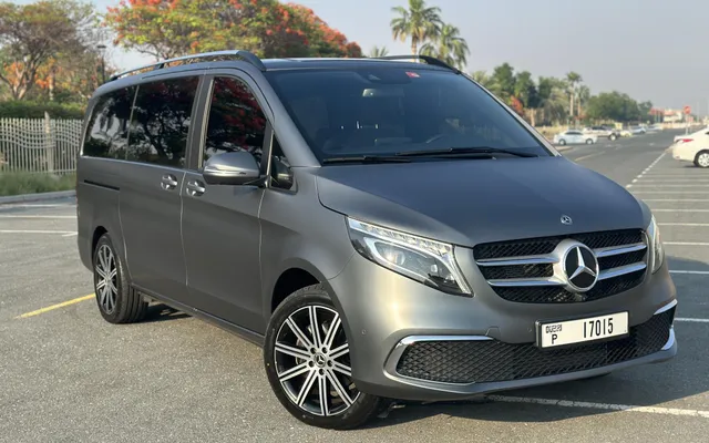 Mercedes V250 - image 4