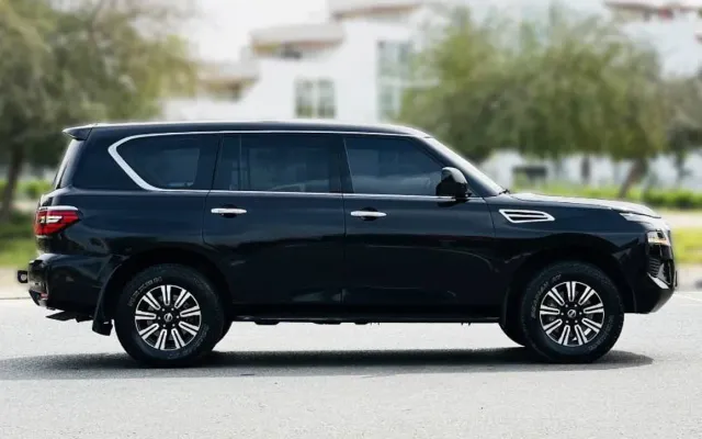 Nissan Patrol - image 2