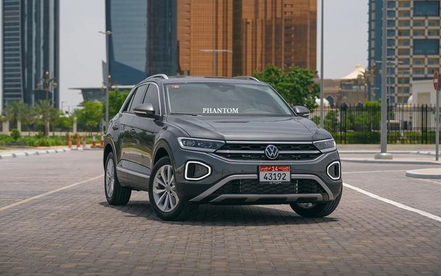VOLKSWAGEN t-roc - image 1
