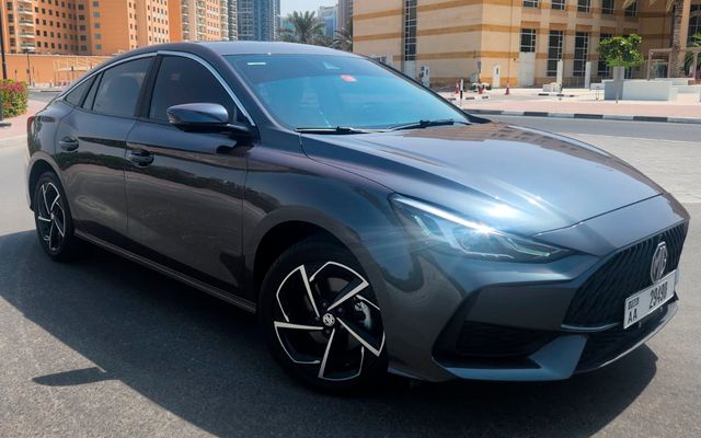 MG GT - image 2