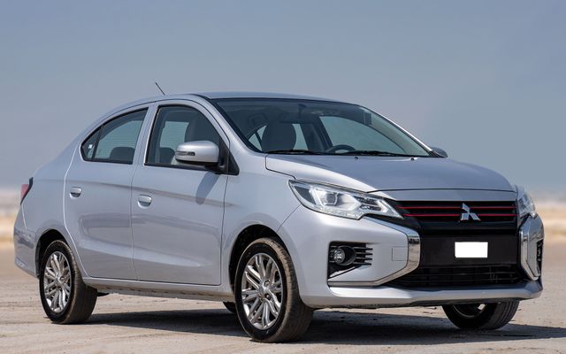 Mitsubishi ATTRAGE - image 3