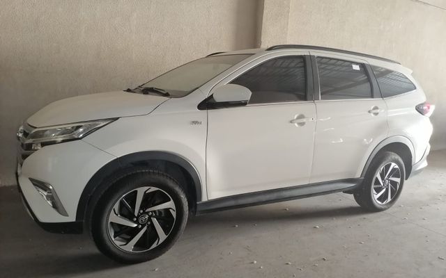 TOYOTA Rush - image 2