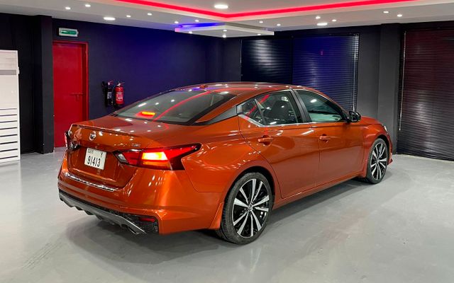 NISSAN ALTIMA - image 3