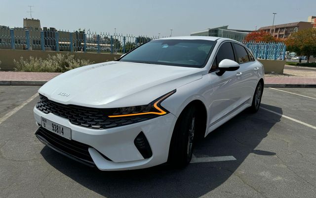 KIA K5 - image 1