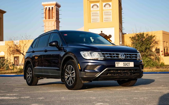 VOLKSWAGEN TIGUAN - image 4