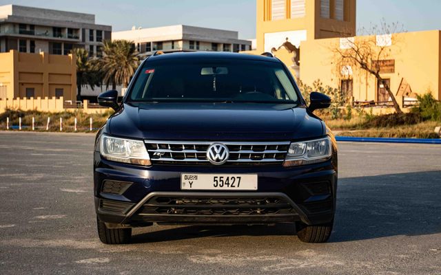 VOLKSWAGEN TIGUAN - image 3