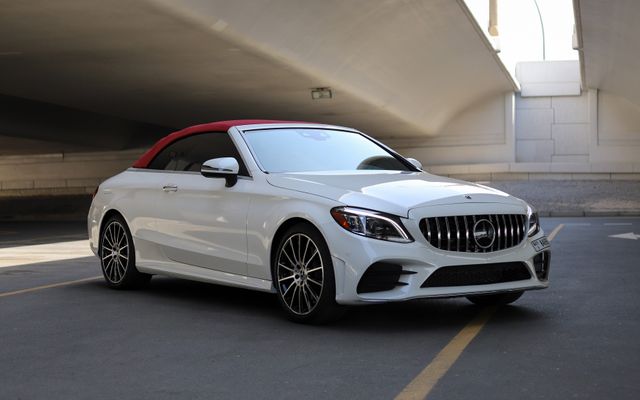 Mercedes-Benz C300 Convertible - image 3