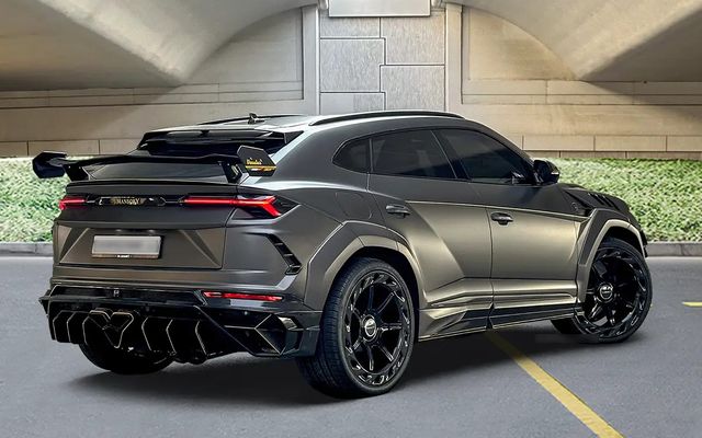 Lamborghini Urus Mansory - image 3