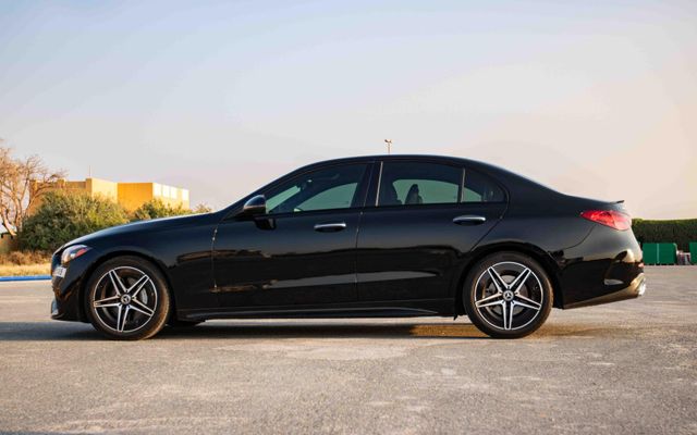 MERCEDES C300 - image 2