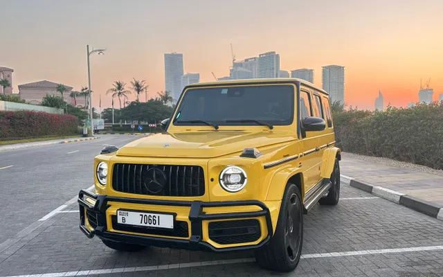 MERCEDES G63 - image 1
