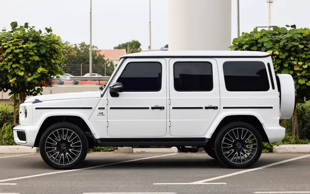 Mercedes G63 AMG 2025 - image 2