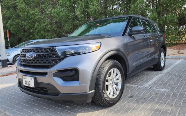 Ford Explorer - image 1