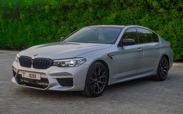 BMW 530i - image 1