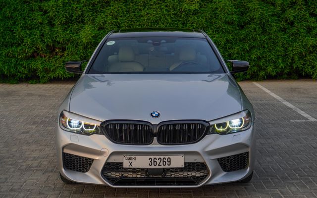 BMW 530i - image 2