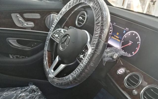 MERCEDES E350 - image 3