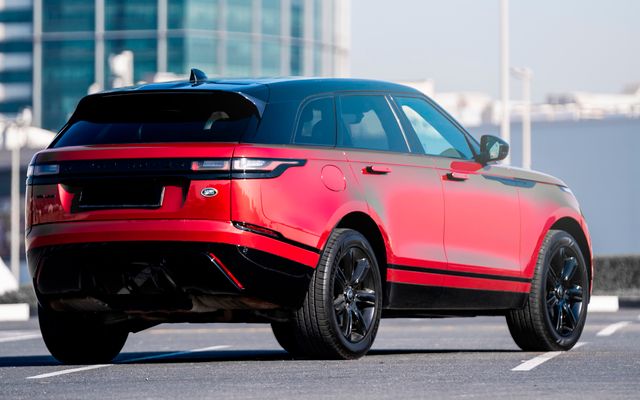 Range Rover Velar - image 2
