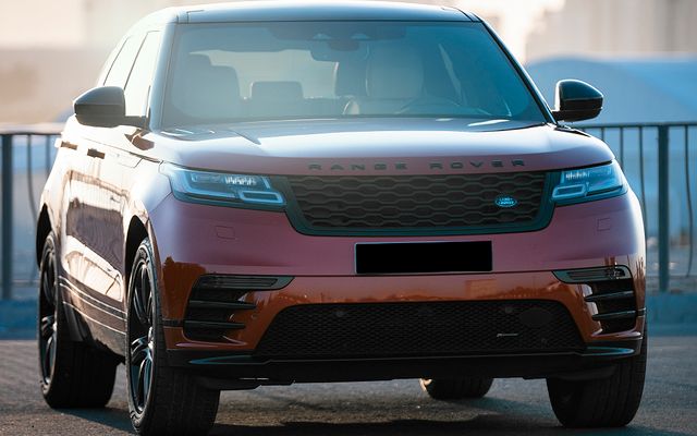 Range Rover Velar - image 1