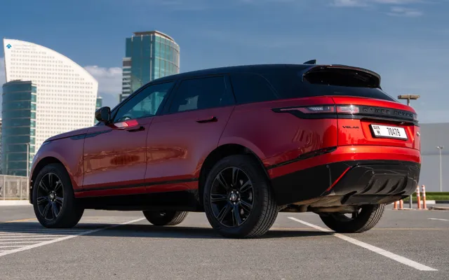 Range Rover Velar - image 3