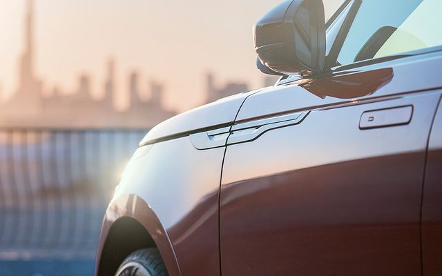 Range Rover Velar - image 3