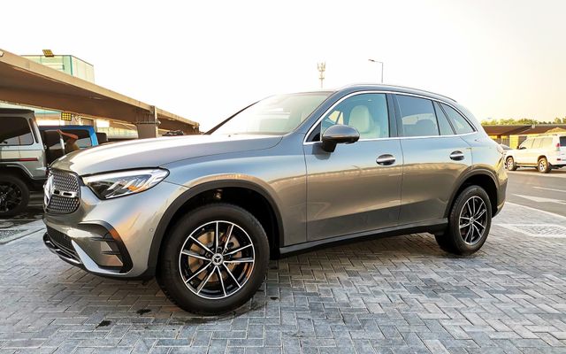 MERCEDES GLC 300 - image 1