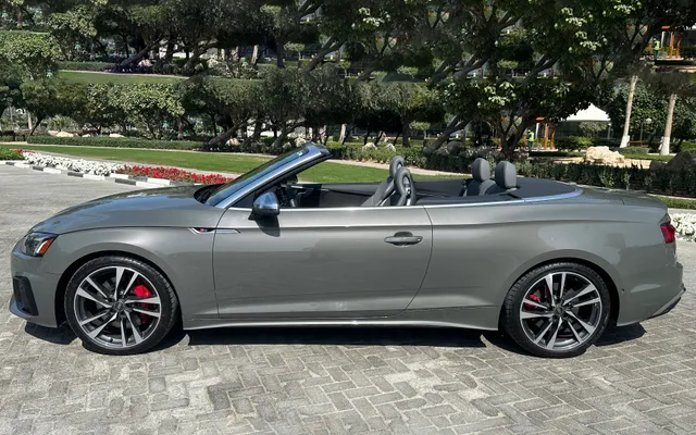 AUDI S5 - image 2