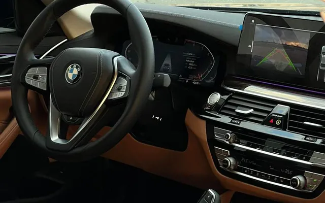 BMW 520i - image 4