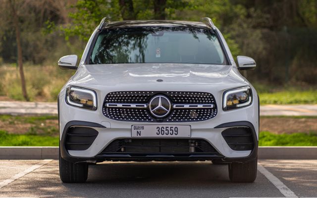Mercedes GLB - image 2