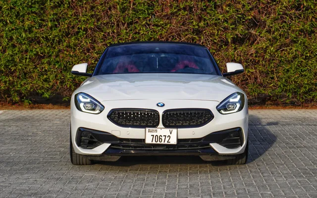 BMW Z4 - image 2