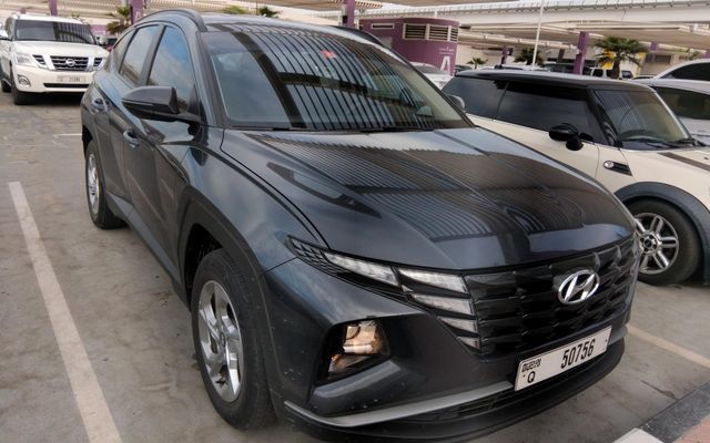 HYUNDAI TUCSON - image 2