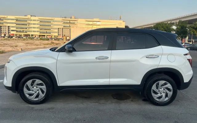 HYUNDAI CRETA - image 2